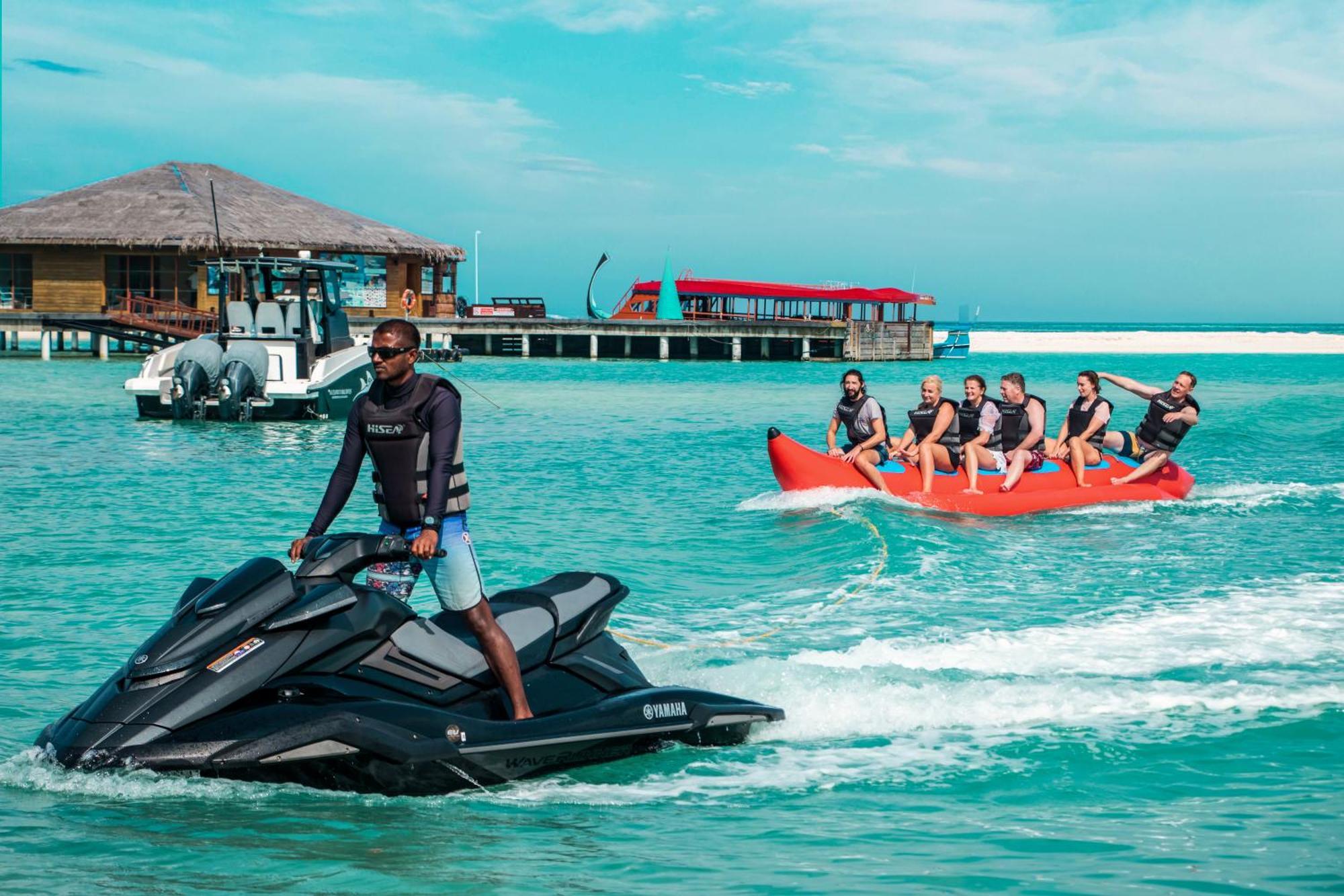 Cocoon Maldives Hotel Kurendhoo Exterior photo